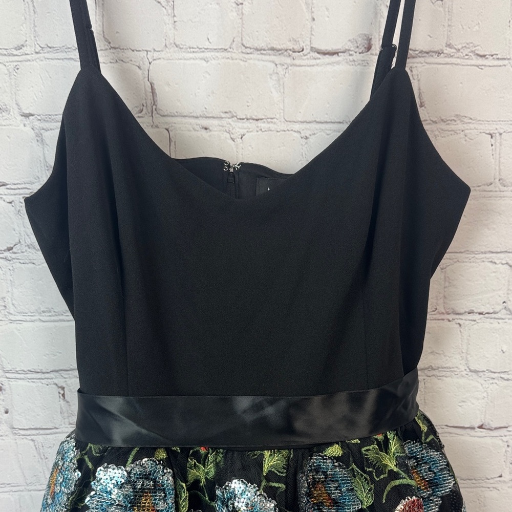 Teeze Me Black Floral Sequin Mini Dress Juniors Size 13/14 - Picture 4 of 8